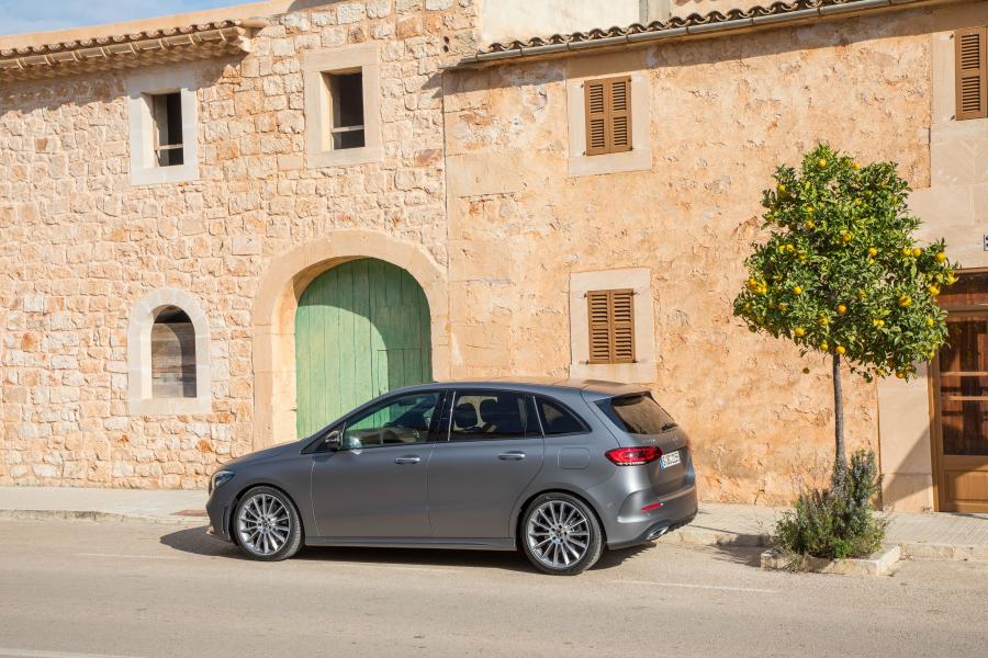  Mercedes-Benz B200 d AMG Line (W247) 2019 года  (фото 36 из 61)